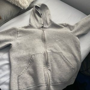 grey nike vintage zip up